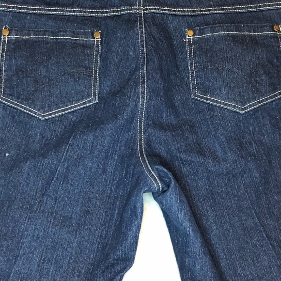 Ashley Steward Bermuda Blue Denim Cuffed Shorts Size 12 - Picture 5 of 8